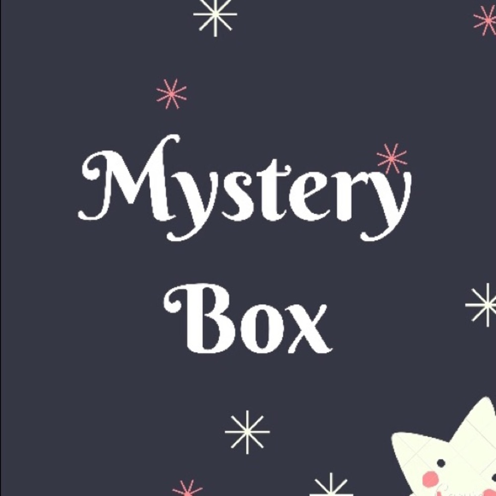 Mystery Box 5 Tops $15